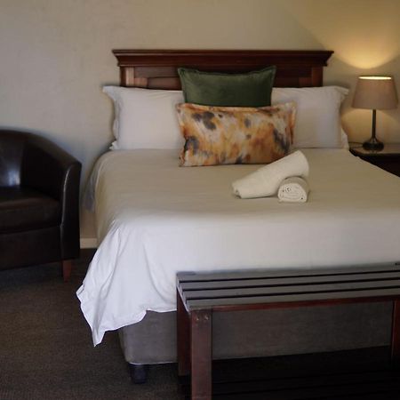 Aloes Guest House 62 On Meintjies Middelburg  Экстерьер фото