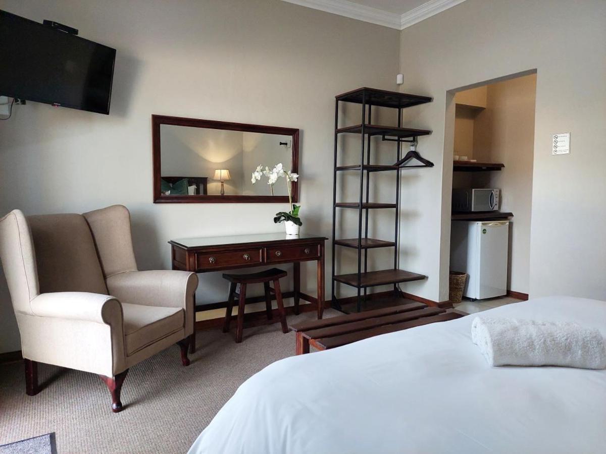 Aloes Guest House 62 On Meintjies Middelburg  Экстерьер фото