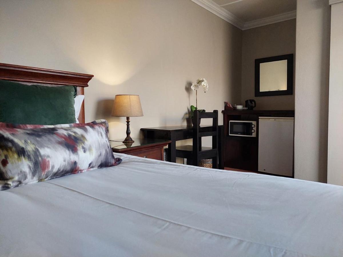 Aloes Guest House 62 On Meintjies Middelburg  Экстерьер фото